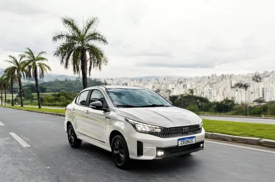 Com novo design, Fiat Cronos chega mais moderno e sofisticado na linha 2026